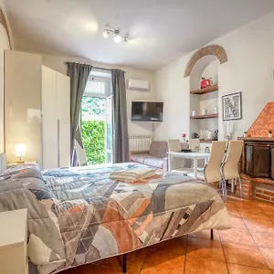 Dieghouse - Monolocale Con Cortile In Corte Lombarda Vicino Al Centro Appartamento Monza